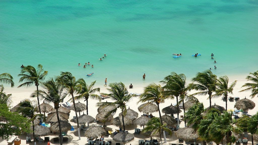 Travel Advice and required vaccinations for Aruba